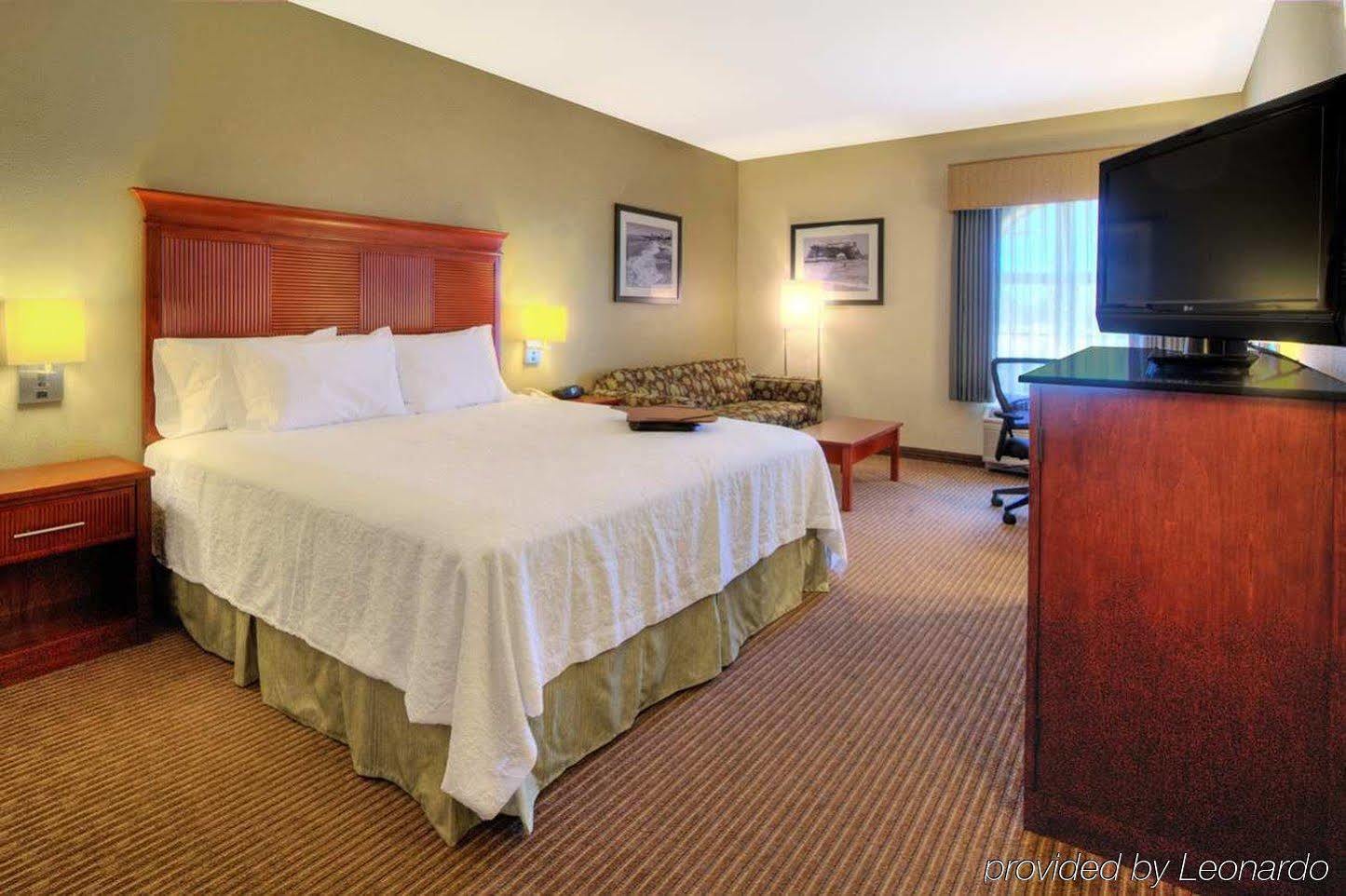 Hampton Hotel 3*